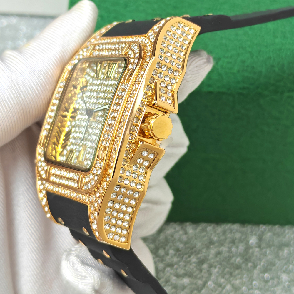핫 패션 스퀘어 풀 다이아몬드 쿼츠 시계 남성용 러버  - Jewelry Type Watches 리뷰 및 가격